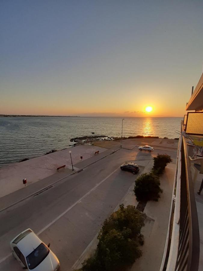 Faros Apartments Луца Экстерьер фото